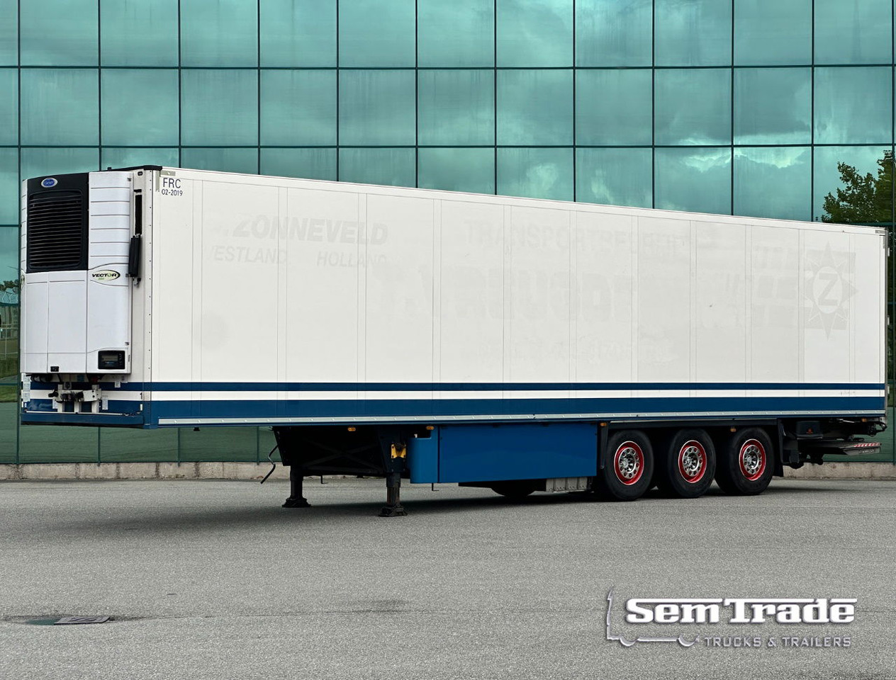 Schmitz Cargobull SCBS3B Carrier Vector 1550 Only 3367 Engine Hours Flowerwide 270 CM High Inside Lift Axle Tail Lift - Koelwagen oplegger: afbeelding 1 Schmitz Cargobull SCBS3B Carrier Vector 1550 Only 3367 Engine Hours Flowerwide 270 CM High Inside Lift Axle Tail Lift - Koelwagen oplegger: afbeelding 1