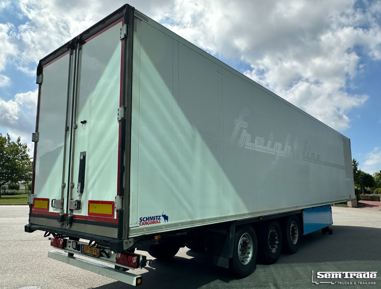 Schmitz Cargobull SCBS3B Thermo King SLXe 300 Lift Axle Holland-Trailer - Koelwagen oplegger: afbeelding 4 Schmitz Cargobull SCBS3B Thermo King SLXe 300 Lift Axle Holland-Trailer - Koelwagen oplegger: afbeelding 4