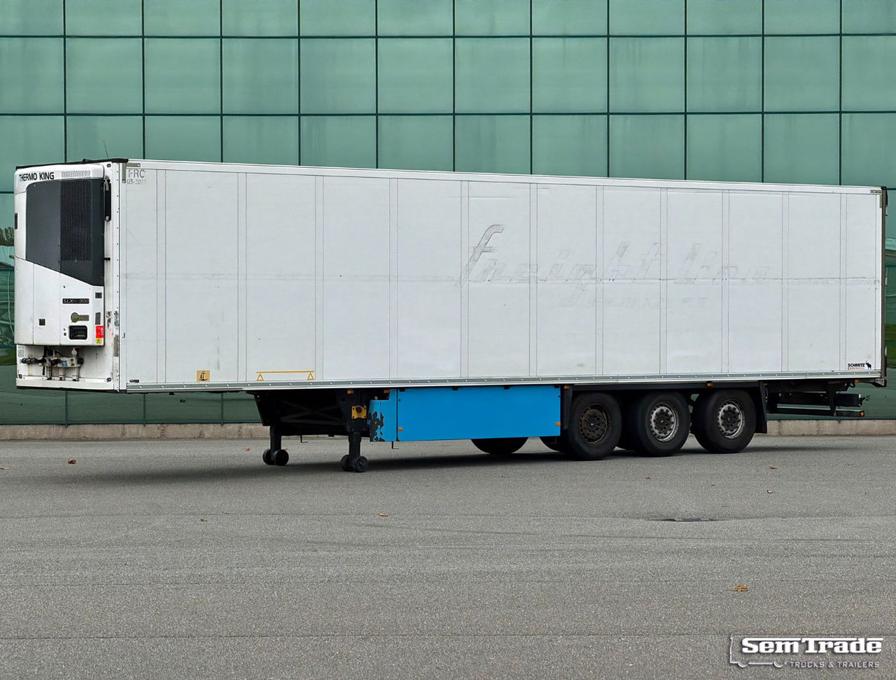 Schmitz Cargobull SCBS3B Thermo King SLXe300 Lift Axle 1340x250x270 Inside NL-Trailer - Koelwagen oplegger: afbeelding 1 Schmitz Cargobull SCBS3B Thermo King SLXe300 Lift Axle 1340x250x270 Inside NL-Trailer - Koelwagen oplegger: afbeelding 1