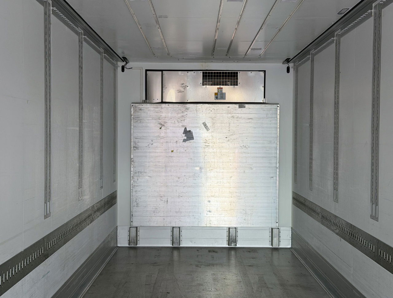 Koelwagen oplegger Schmitz Cargobull SCBS3B Thermo King SLXi 300 Only 502 Engine Hours Lift Axle Super Condition: afbeelding 20 Koelwagen oplegger Schmitz Cargobull SCBS3B Thermo King SLXi 300 Only 502 Engine Hours Lift Axle Super Condition: afbeelding 20