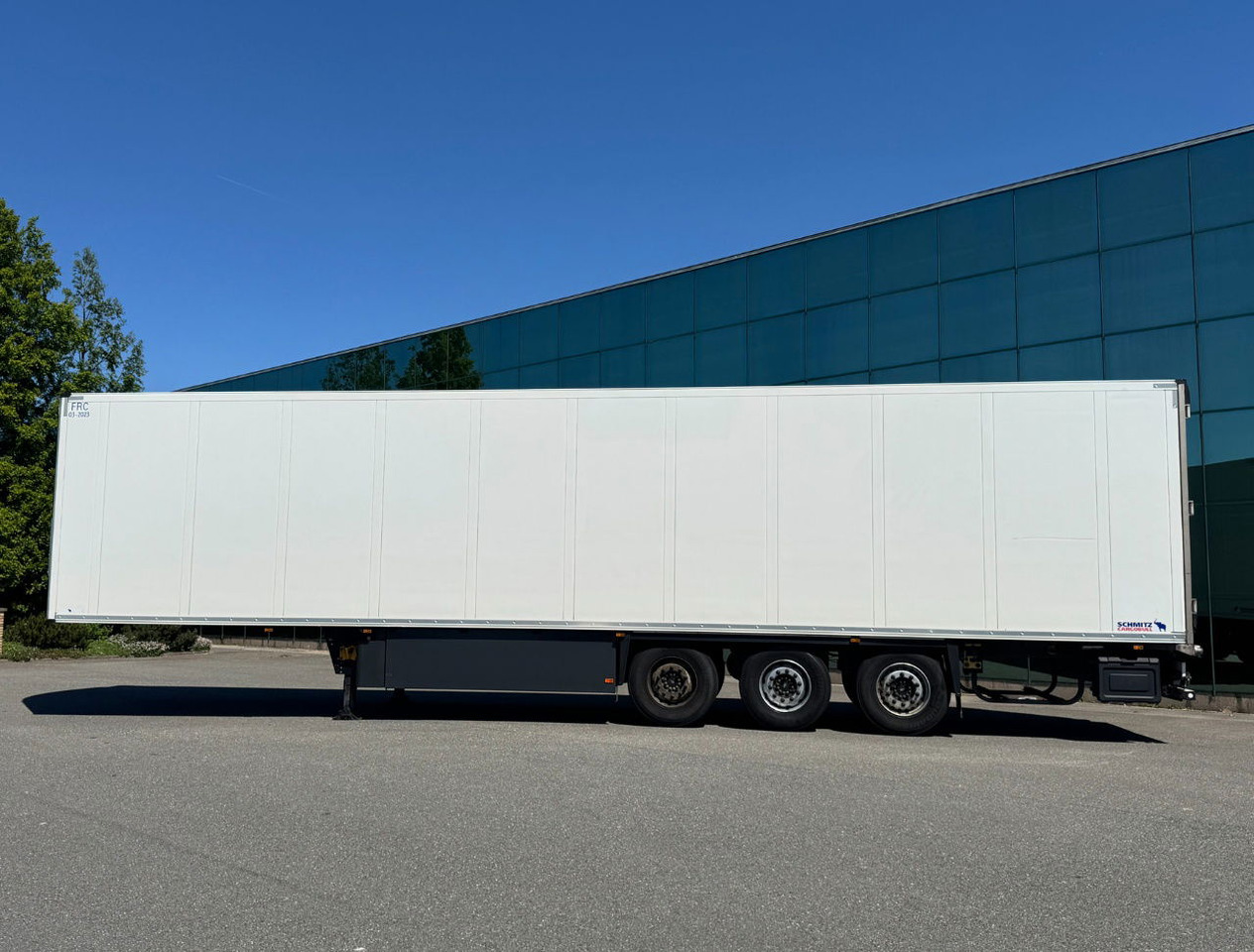 Schmitz Cargobull SCBS3B Thermo King SLXi300 Only 6.822 Hours Thick Roof Disc Br - Koelwagen oplegger: afbeelding 2 Schmitz Cargobull SCBS3B Thermo King SLXi300 Only 6.822 Hours Thick Roof Disc Br - Koelwagen oplegger: afbeelding 2