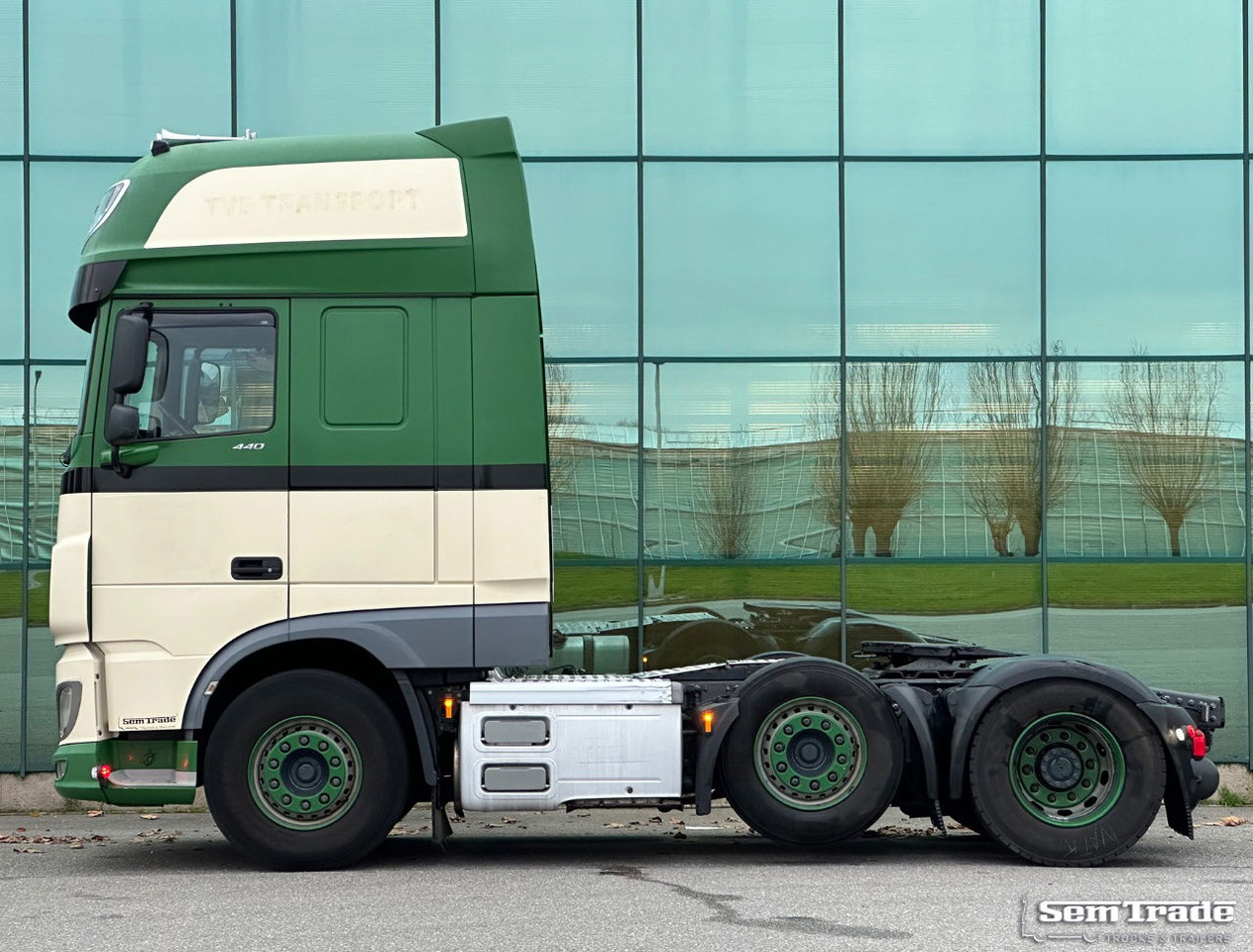 DAF XF 440 Euro 6 FTG SSC 597.000 KM Super Condition Holland-Truck 2 Similar Pie - Trekker: afbeelding 2 DAF XF 440 Euro 6 FTG SSC 597.000 KM Super Condition Holland-Truck 2 Similar Pie - Trekker: afbeelding 2