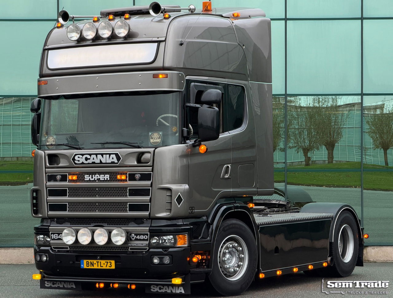 Scania R164-480 V8 King Retarder Manual Gearbox Showtruck Completely Rebuild Unique Condition - Trekker: afbeelding 1 Scania R164-480 V8 King Retarder Manual Gearbox Showtruck Completely Rebuild Unique Condition - Trekker: afbeelding 1