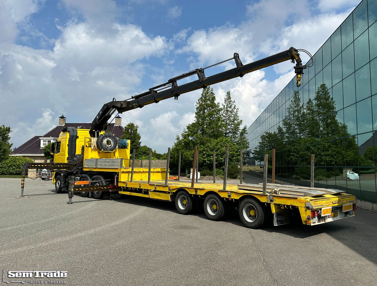 Volvo FH 12.460 Manual Gear 6X2 Euro 3 Only 493.000 KM Hiab 350 - 5 With Nootebo - Trekker: afbeelding 3 Volvo FH 12.460 Manual Gear 6X2 Euro 3 Only 493.000 KM Hiab 350 - 5 With Nootebo - Trekker: afbeelding 3