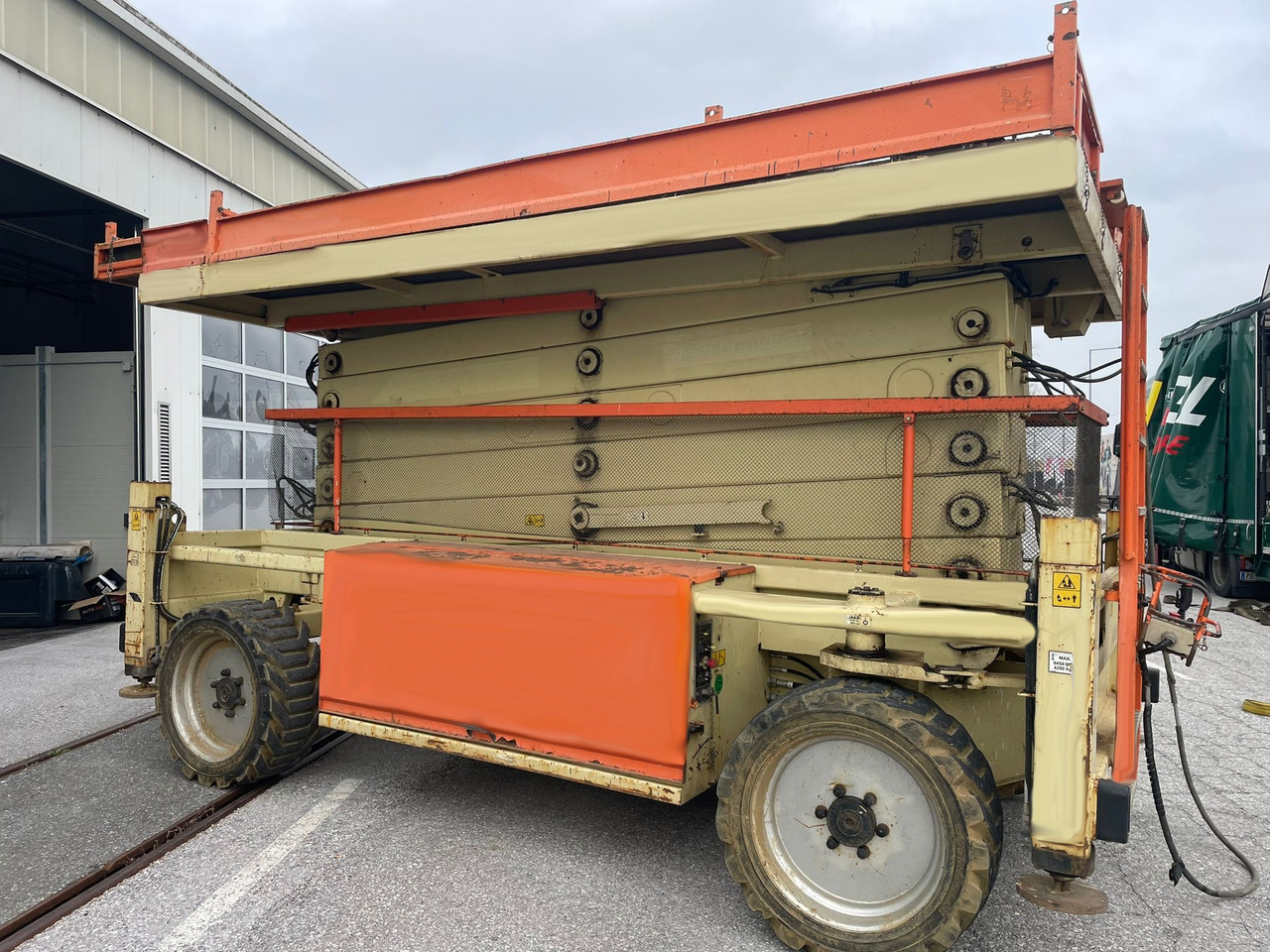 JLG 203-24 - Schaarlift: afbeelding 2 JLG 203-24 - Schaarlift: afbeelding 2