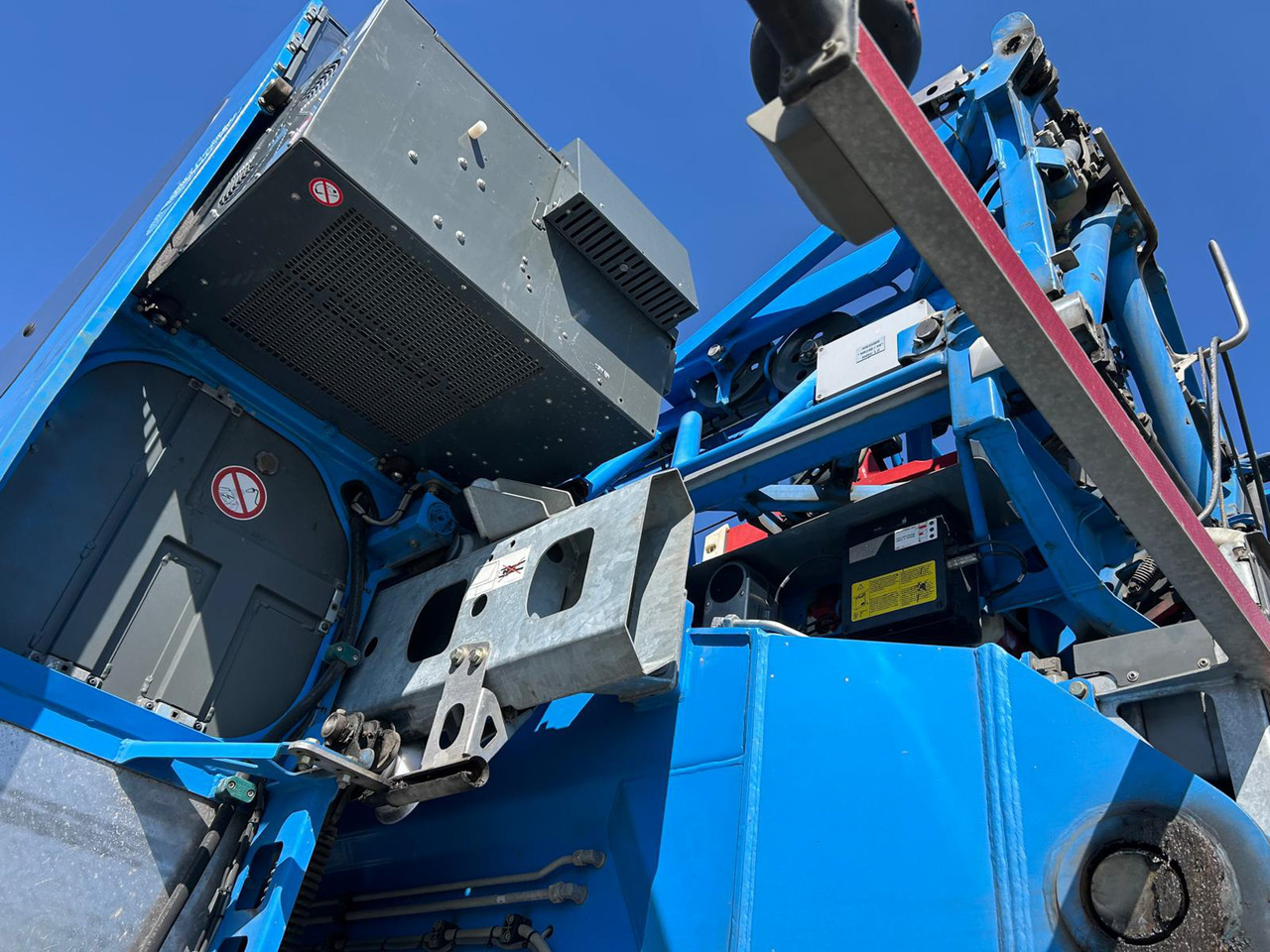 Mobiele kraan LIEBHERR MK 140 Plus: afbeelding 6