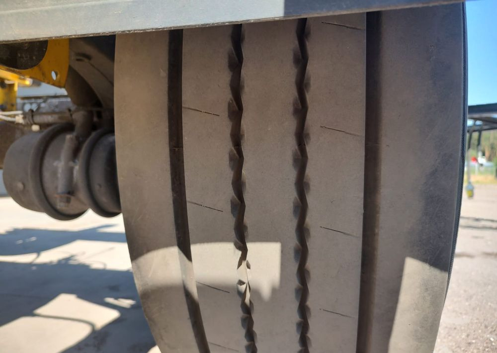 Krone Przyczepa BDF Krone - Containertransporter/ Wissellaadbak aanhangwagen: afbeelding 4 Krone Przyczepa BDF Krone - Containertransporter/ Wissellaadbak aanhangwagen: afbeelding 4