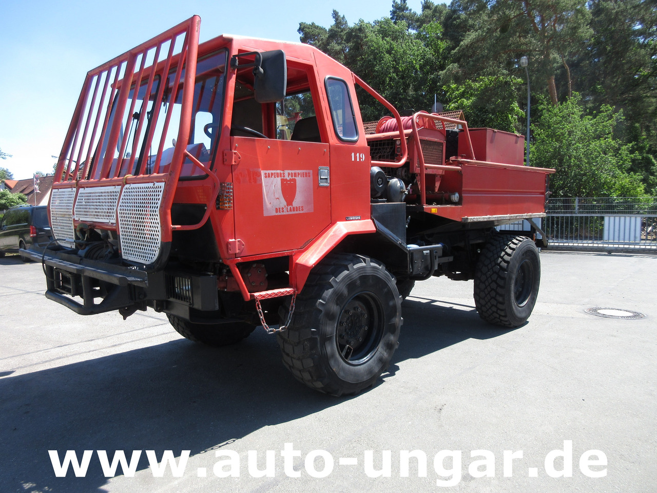 BRIMONT PM ETR Feuerwehr 4x4x4 AHK verwindbarer Rahmen Off-Road Winde Kriechgang - Brandweerwagen: afbeelding 3 BRIMONT PM ETR Feuerwehr 4x4x4 AHK verwindbarer Rahmen Off-Road Winde Kriechgang - Brandweerwagen: afbeelding 3