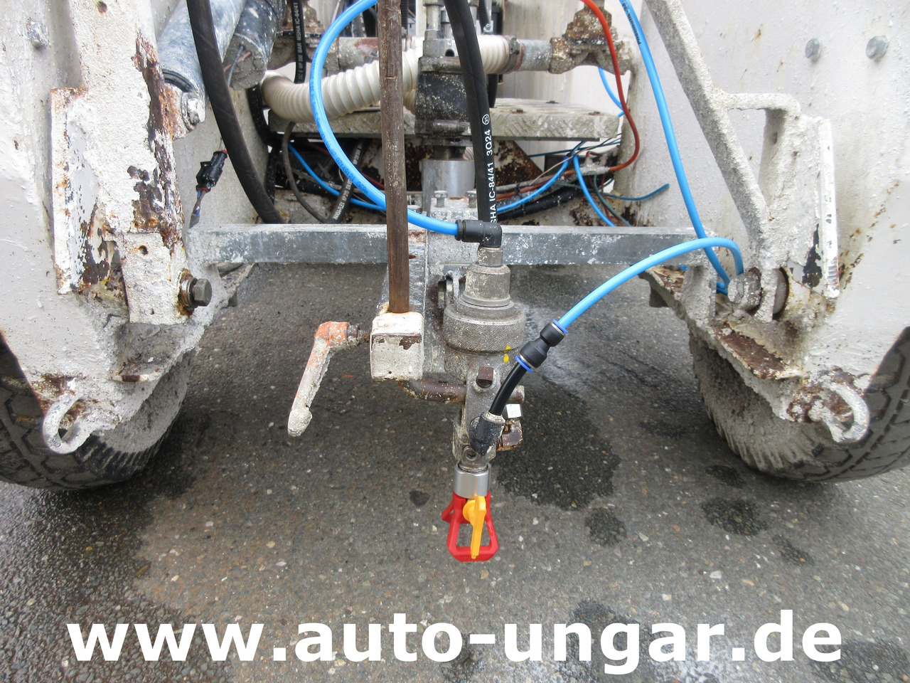 Euroliners Trassar 131 Airless Roadmarking Machine Straßenmarkierung Graco - Asfaltmachine: afbeelding 3 Euroliners Trassar 131 Airless Roadmarking Machine Straßenmarkierung Graco - Asfaltmachine: afbeelding 3