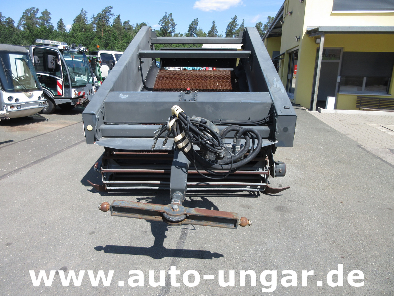 Etapnet Matador Strandreiniger Beachtech STR Cribleuse de Palge Beachcleaner limpiador de playas - Gemeentelijke machine/ Speciaal: afbeelding 2 Etapnet Matador Strandreiniger Beachtech STR Cribleuse de Palge Beachcleaner limpiador de playas - Gemeentelijke machine/ Speciaal: afbeelding 2