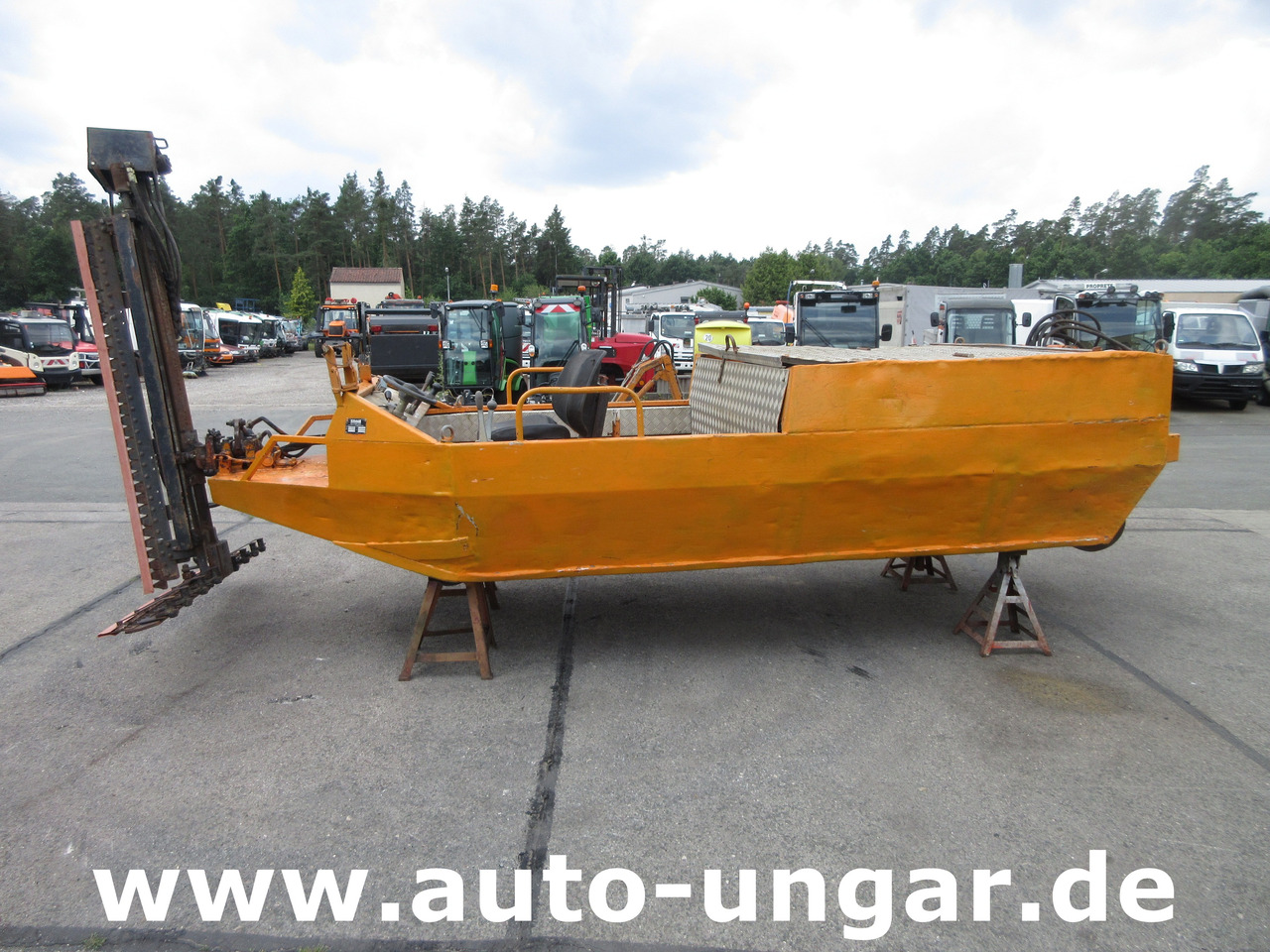 Gödde Mähboot O 420 T-Mähbalken + Seitenmäher Aquatic Weed Harvester - Gemeentelijke machine/ Speciaal: afbeelding 2 Gödde Mähboot O 420 T-Mähbalken + Seitenmäher Aquatic Weed Harvester - Gemeentelijke machine/ Speciaal: afbeelding 2