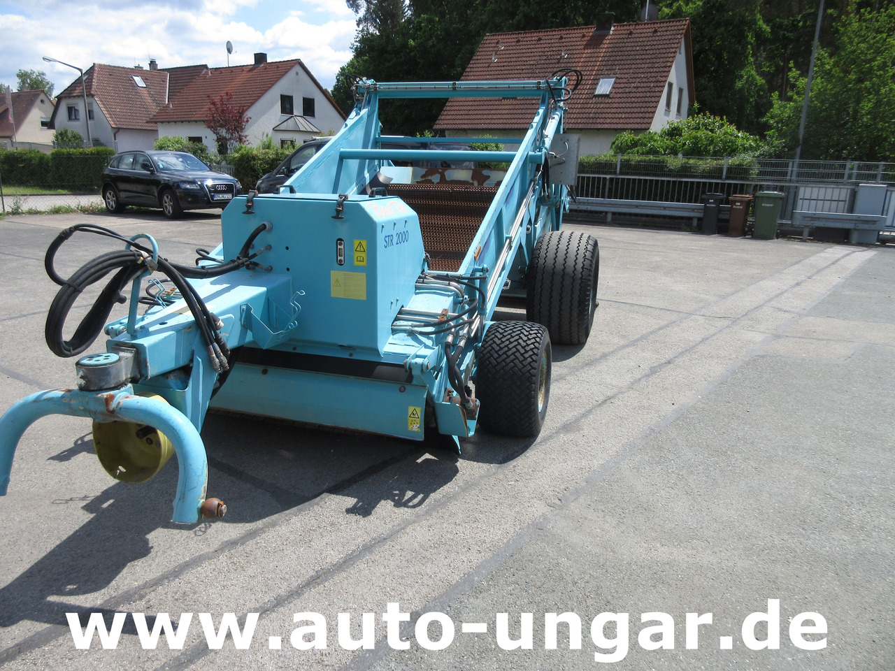 Kässbohrer BeachTech STR 2000 BeachCleaner Strandreiniger καθαριστής παραλίας - Gemeentelijke machine/ Speciaal: afbeelding 2 Kässbohrer BeachTech STR 2000 BeachCleaner Strandreiniger καθαριστής παραλίας - Gemeentelijke machine/ Speciaal: afbeelding 2