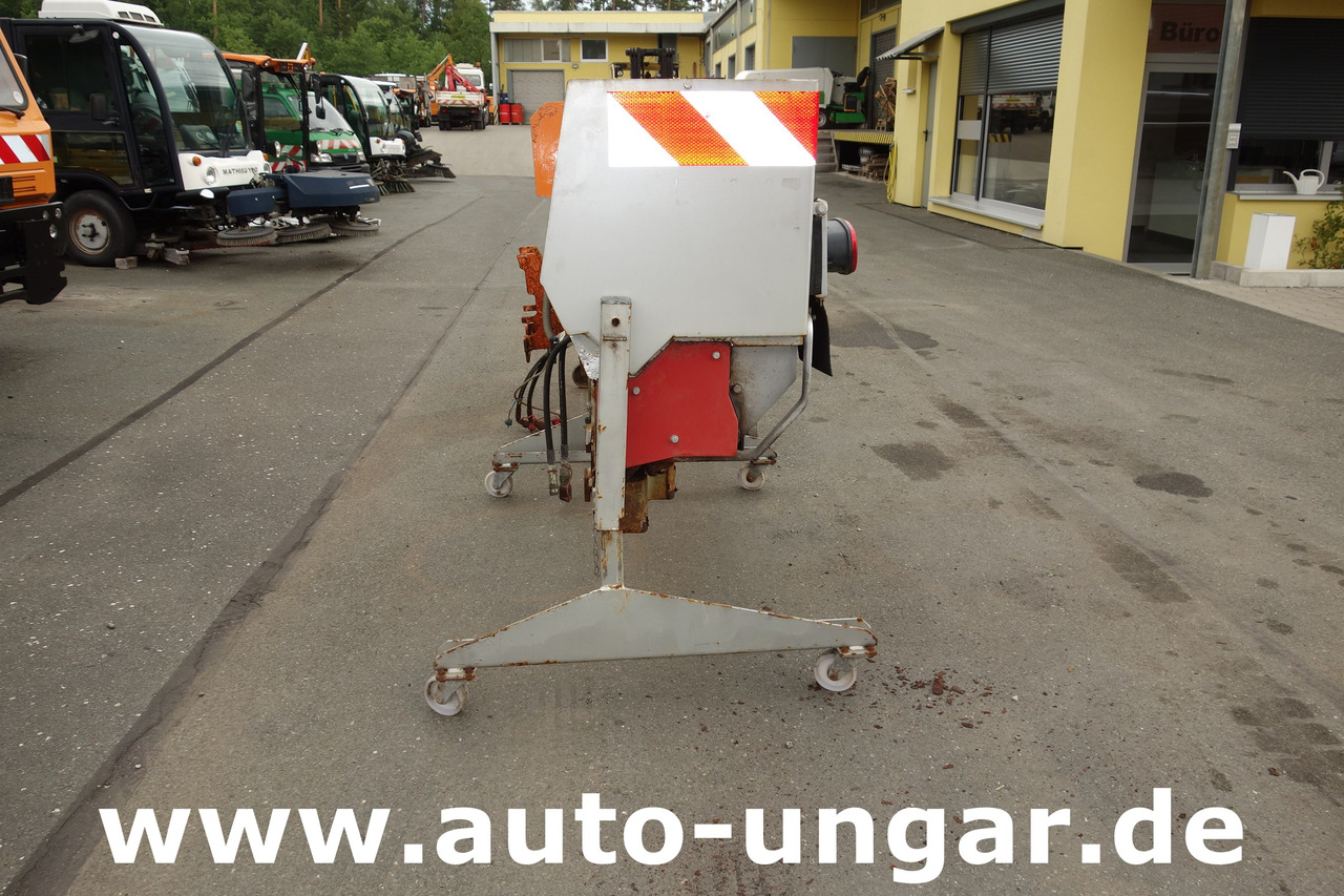 Multicar Kiefer - Bertsche Heckanbaustreuer für Multicar Boki Ladog Hansa Winterdienst - Gemeentelijke machine/ Speciaal: afbeelding 4 Multicar Kiefer - Bertsche Heckanbaustreuer für Multicar Boki Ladog Hansa Winterdienst - Gemeentelijke machine/ Speciaal: afbeelding 4