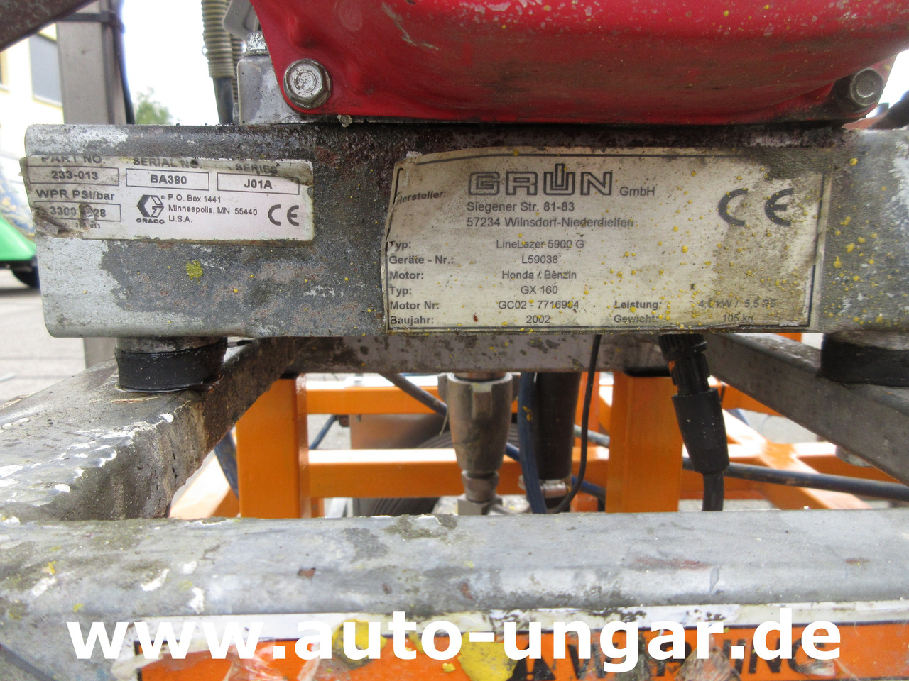 Graco LineLazer II 5900 auf Zindel VarioZet Linedriver Perlstreuer + Airless-Farb-Spritze Hofmann - Asfaltmachine: afbeelding 5 Graco LineLazer II 5900 auf Zindel VarioZet Linedriver Perlstreuer + Airless-Farb-Spritze Hofmann - Asfaltmachine: afbeelding 5
