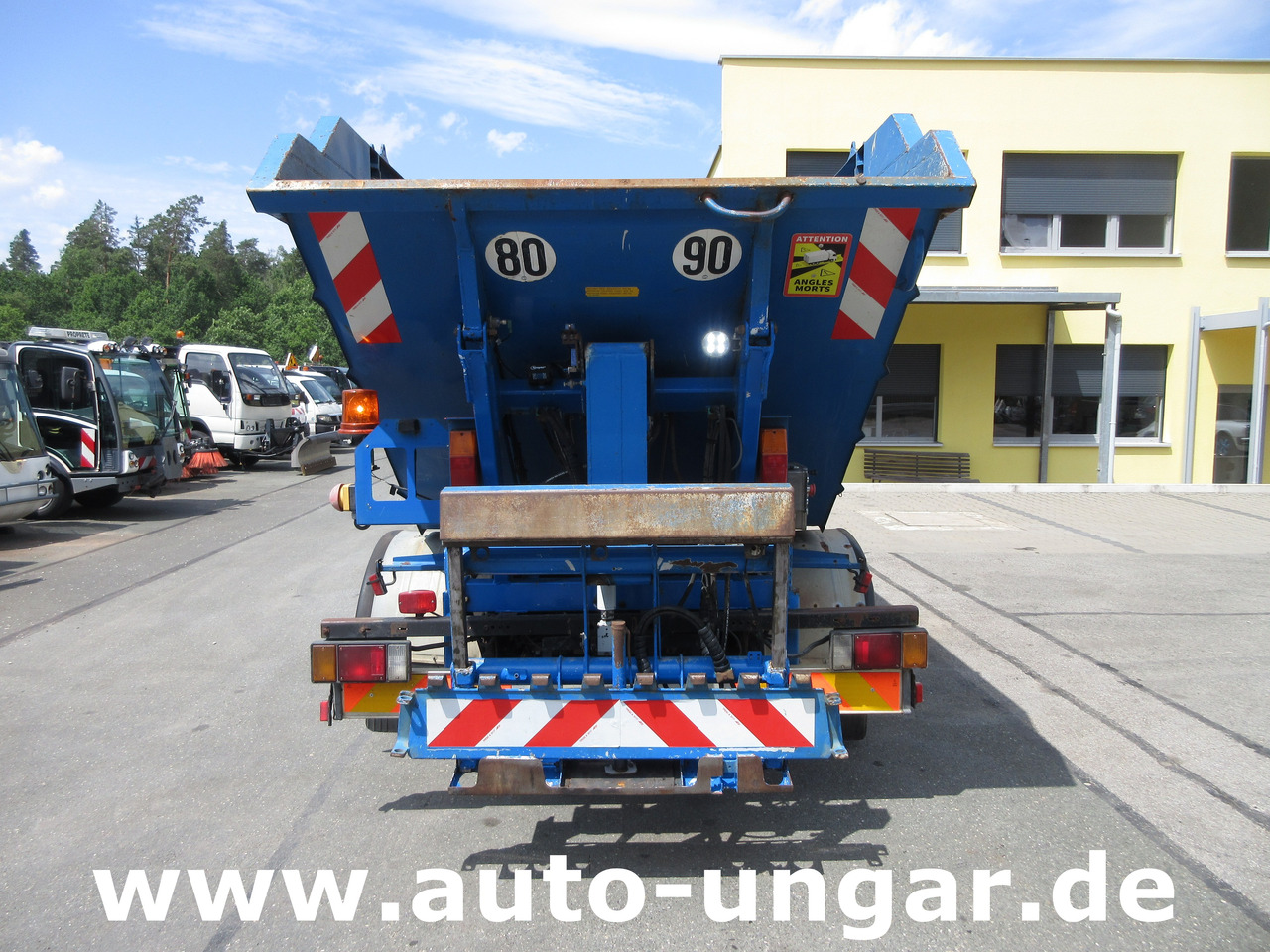ISUZU NQR Smoother Q75 Y07 Müllwagen 8m³ TECNO 7.500kg Kipper Presse Lifter - Vuilniswagen: afbeelding 5 ISUZU NQR Smoother Q75 Y07 Müllwagen 8m³ TECNO 7.500kg Kipper Presse Lifter - Vuilniswagen: afbeelding 5