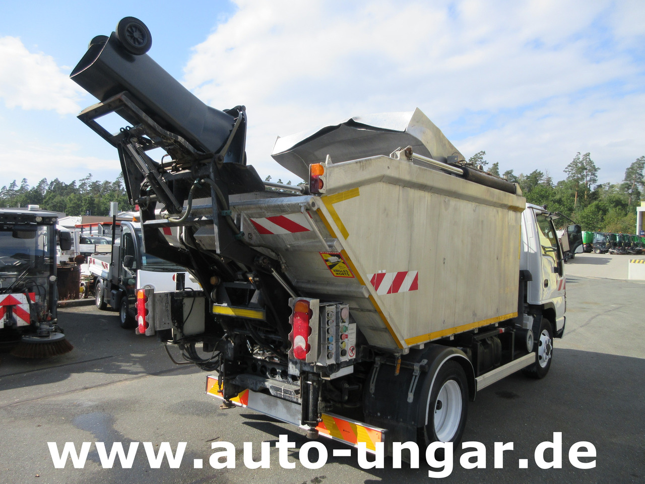 Vuilniswagen ISUZU NQR smoother NPR 75 Q75.Y07 Faun Müllwagen Euro 4 Kipper Lifter Presse: afbeelding 26