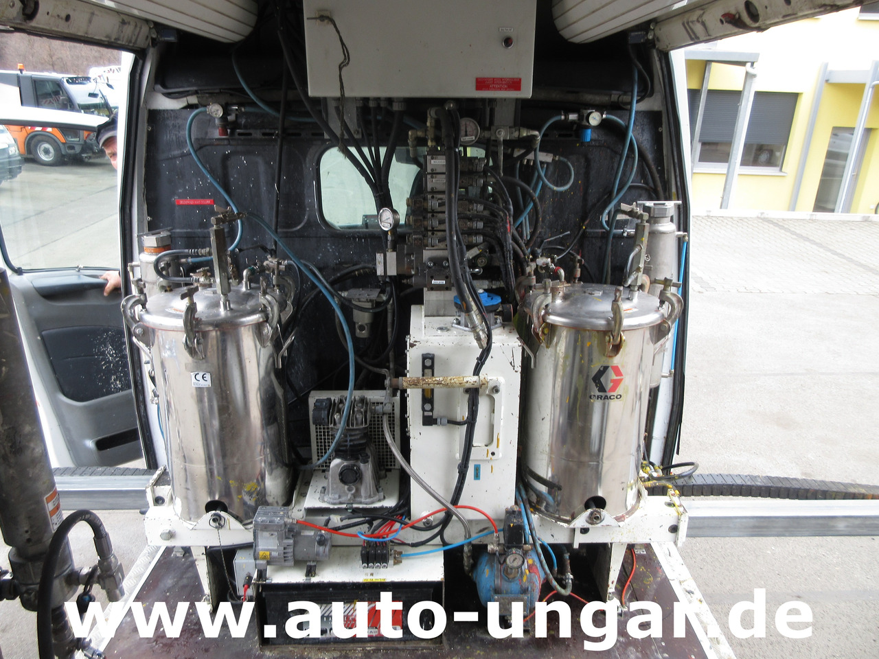 Asfaltmachine Iveco 50C15 Jetline Graco LineLazer Markiermaschine Hofmann Roadmarking Machine: afbeelding 7
