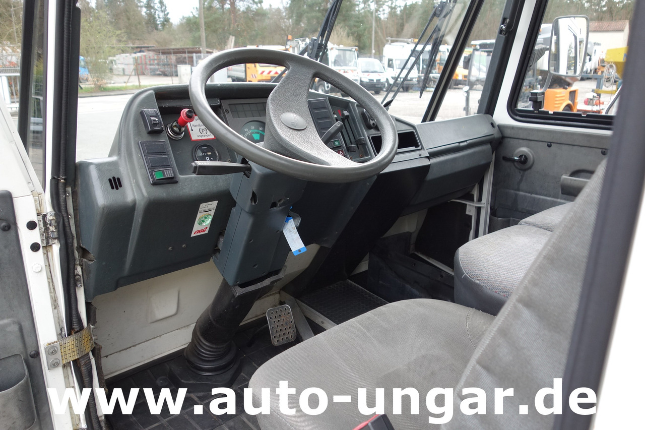 Vliegtuigtrekker Multicar M26 Champion Flugzeugschlepper Doka GSE Airport Push Back Industrieschlepper: afbeelding 22 Vliegtuigtrekker Multicar M26 Champion Flugzeugschlepper Doka GSE Airport Push Back Industrieschlepper: afbeelding 22