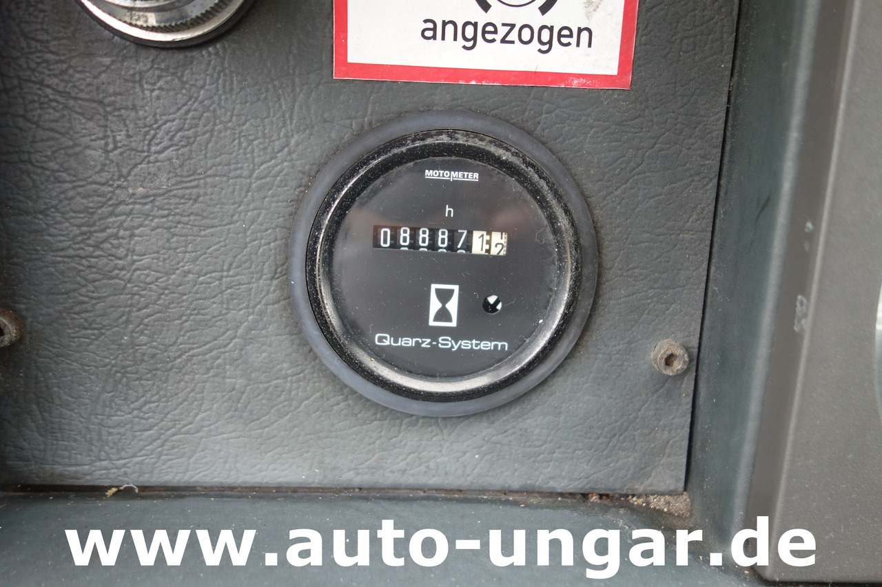 Vliegtuigtrekker Multicar M26 Champion Flugzeugschlepper Doka GSE Airport Push Back Industrieschlepper: afbeelding 24 Vliegtuigtrekker Multicar M26 Champion Flugzeugschlepper Doka GSE Airport Push Back Industrieschlepper: afbeelding 24