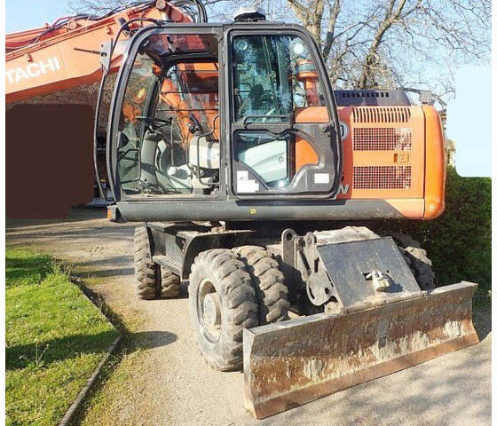 Hitachi Zaxis 140W-5B - Mobiele graafmachine: afbeelding 2 Hitachi Zaxis 140W-5B - Mobiele graafmachine: afbeelding 2