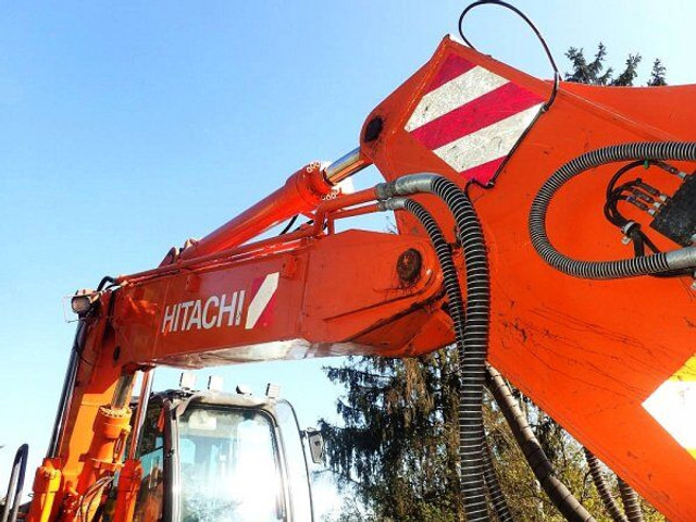 Mobiele graafmachine Hitachi Zaxis 140W-5B: afbeelding 11 Mobiele graafmachine Hitachi Zaxis 140W-5B: afbeelding 11