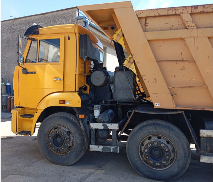 Kamaz 8x4 dumper 17m3 - Kipper vrachtwagen: afbeelding 4 Kamaz 8x4 dumper 17m3 - Kipper vrachtwagen: afbeelding 4