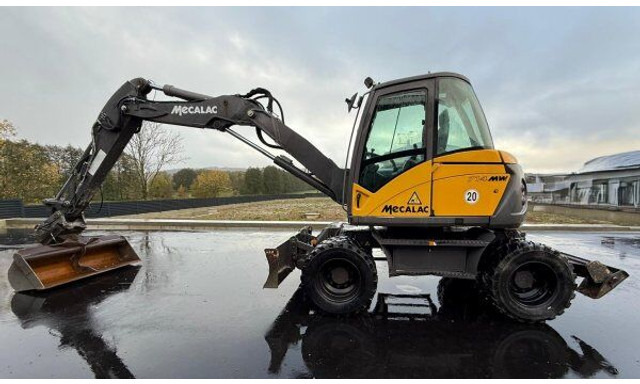 Mecalac 714 MW - Mobiele graafmachine: afbeelding 1 Mecalac 714 MW - Mobiele graafmachine: afbeelding 1