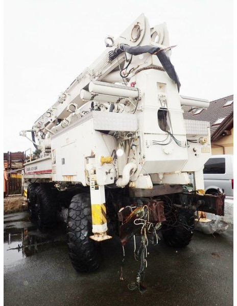 Onbekend - Kleine betonpomp: afbeelding 2 Onbekend - Kleine betonpomp: afbeelding 2