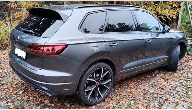 Volkswagen Touareg 3.0 TDi R-line 4-motion - SUV: afbeelding 2 Volkswagen Touareg 3.0 TDi R-line 4-motion - SUV: afbeelding 2