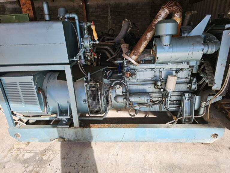 Renault 1 - Industrie generator: afbeelding 1 Renault 1 - Industrie generator: afbeelding 1