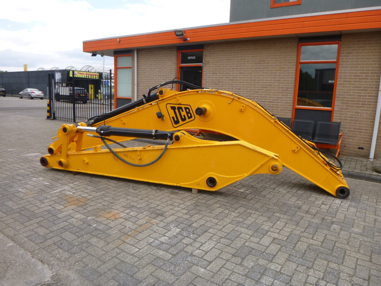 JCB JS200/JS210/JS220 - Arm voor Rupsgraafmachine: afbeelding 2 JCB JS200/JS210/JS220 - Arm voor Rupsgraafmachine: afbeelding 2