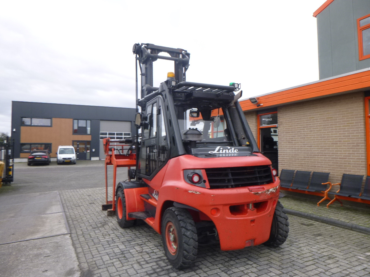 LINDE H70D-02 - Diesel heftruck: afbeelding 4 LINDE H70D-02 - Diesel heftruck: afbeelding 4