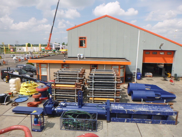 PIPELINE PULLING UNIT PIPE RAMMING PULLING UNIT PIPE RAMMING - Horizontaal gestuurd boren: afbeelding 1 PIPELINE PULLING UNIT PIPE RAMMING PULLING UNIT PIPE RAMMING - Horizontaal gestuurd boren: afbeelding 1