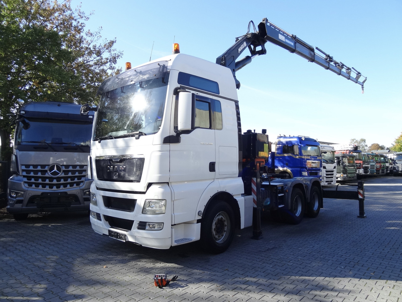 MAN TGX 33.480 6X4 Kran MKG 381 bis 20 Meter - Kraanwagen, Trekker: afbeelding 1 MAN TGX 33.480 6X4 Kran MKG 381 bis 20 Meter - Kraanwagen, Trekker: afbeelding 1