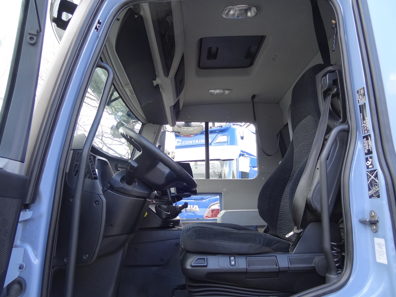 Mercedes-Benz Actros 2533 6X2 HMF 1820 Langmaterial - Vrachtwagen met open laadbak, Kraanwagen: afbeelding 4 Mercedes-Benz Actros 2533 6X2 HMF 1820 Langmaterial - Vrachtwagen met open laadbak, Kraanwagen: afbeelding 4