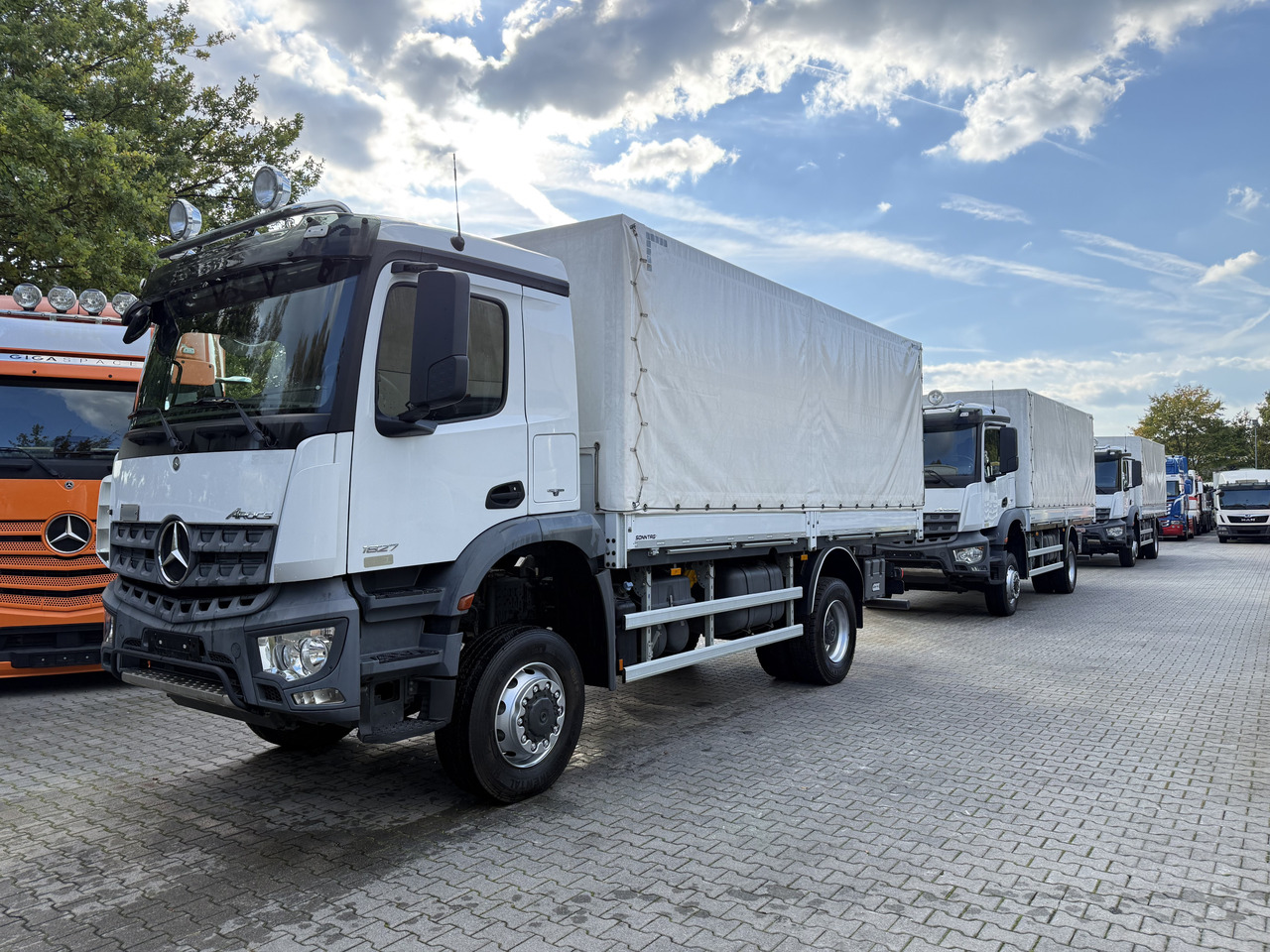 Mercedes-Benz Arocs 1827 AK 4X4 Ex- - Schuifzeilen vrachtwagen: afbeelding 1 Mercedes-Benz Arocs 1827 AK 4X4 Ex- - Schuifzeilen vrachtwagen: afbeelding 1
