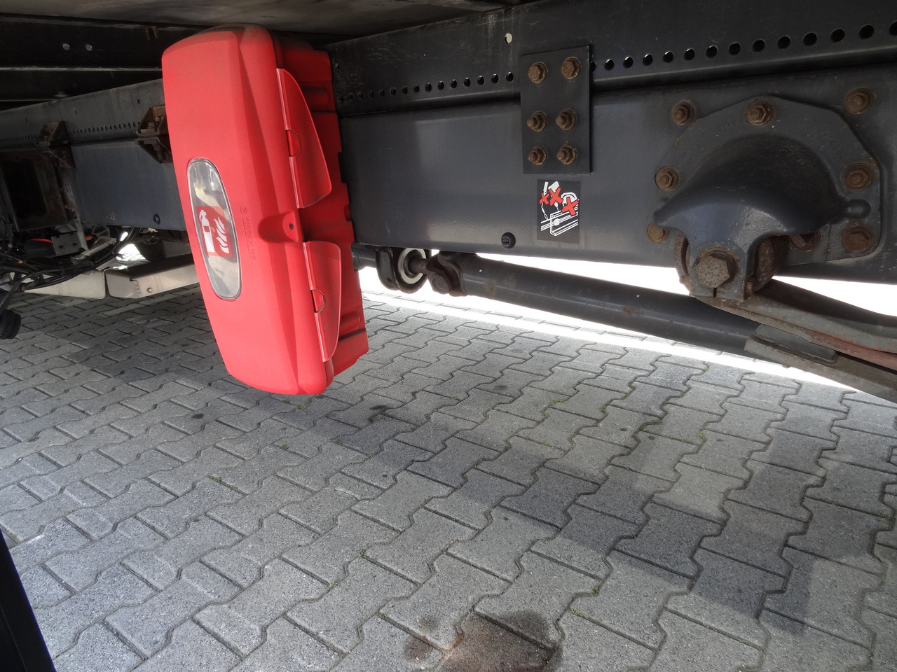 Renault D10.210 7m Koffer - Bakwagen: afbeelding 3 Renault D10.210 7m Koffer - Bakwagen: afbeelding 3