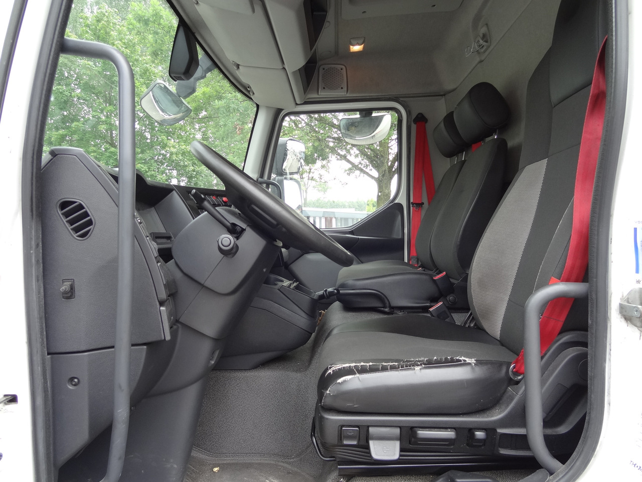 Renault D10.210 7m Koffer - Bakwagen: afbeelding 5 Renault D10.210 7m Koffer - Bakwagen: afbeelding 5