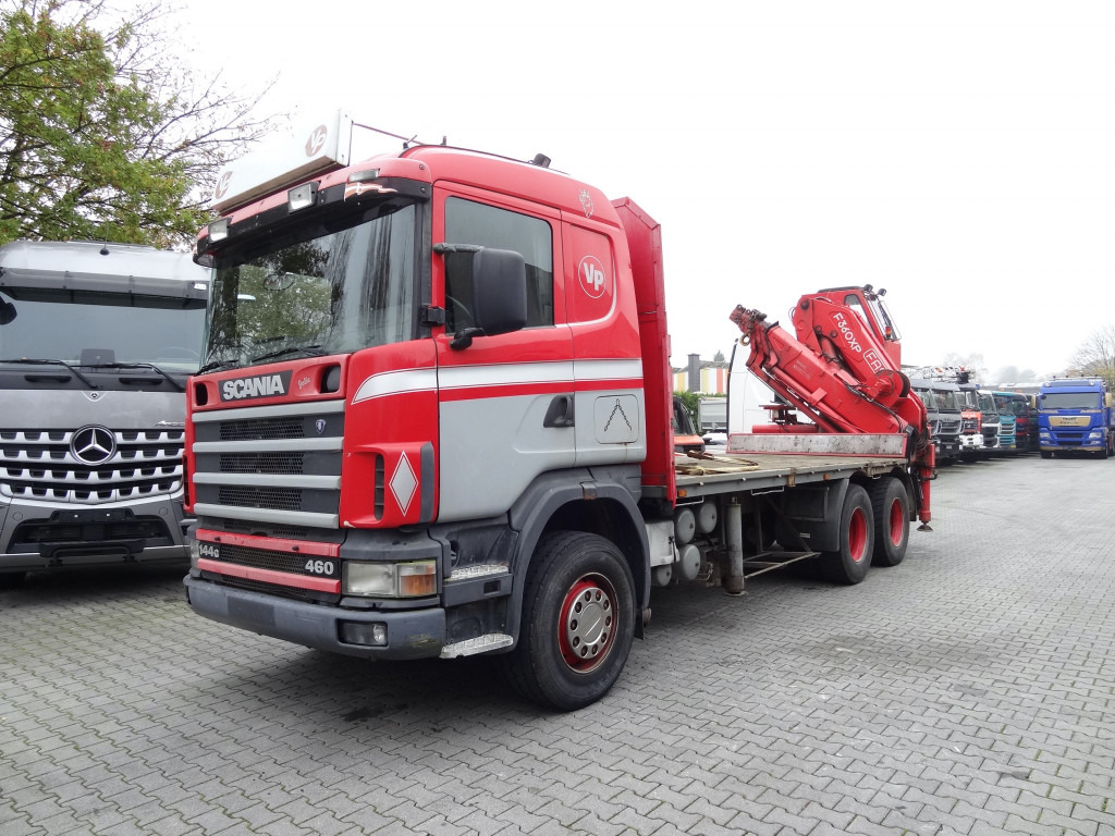 Scania R144 460 6X4 Fassi 360 bis 25 Meter - Kraanwagen, Vrachtwagen met open laadbak: afbeelding 1 Scania R144 460 6X4 Fassi 360 bis 25 Meter - Kraanwagen, Vrachtwagen met open laadbak: afbeelding 1