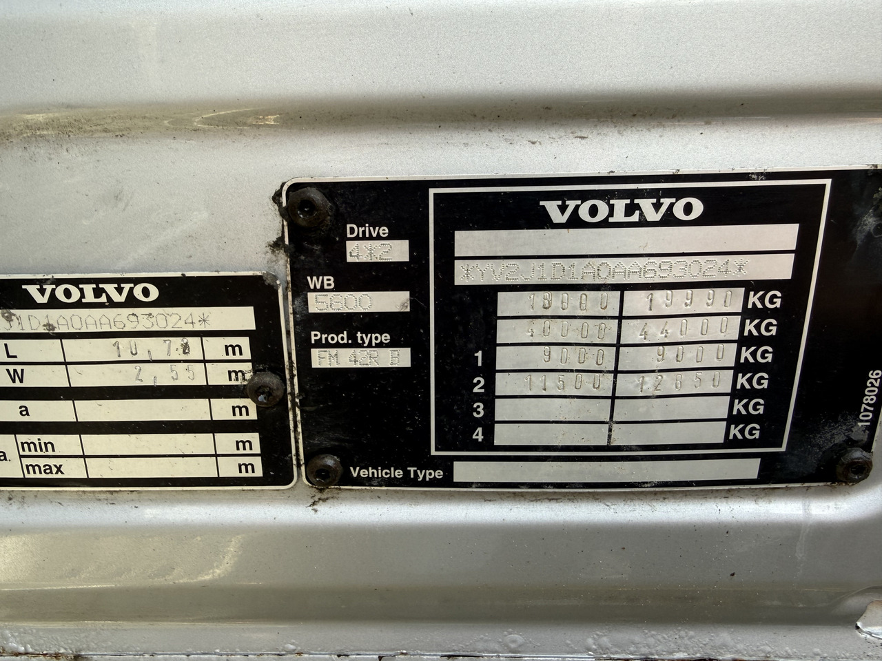 Volvo FM330 Kran Effer 165 bis 20 Meter - Vrachtwagen met open laadbak, Kraanwagen: afbeelding 5 Volvo FM330 Kran Effer 165 bis 20 Meter - Vrachtwagen met open laadbak, Kraanwagen: afbeelding 5