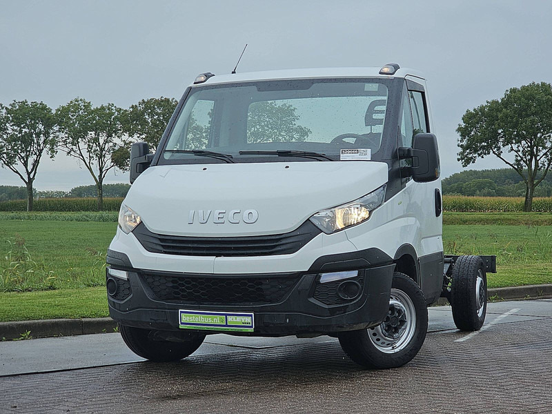 Iveco Daily 35 S 12 CHASSIS - Bedrijfswagen: afbeelding 1 Iveco Daily 35 S 12 CHASSIS - Bedrijfswagen: afbeelding 1