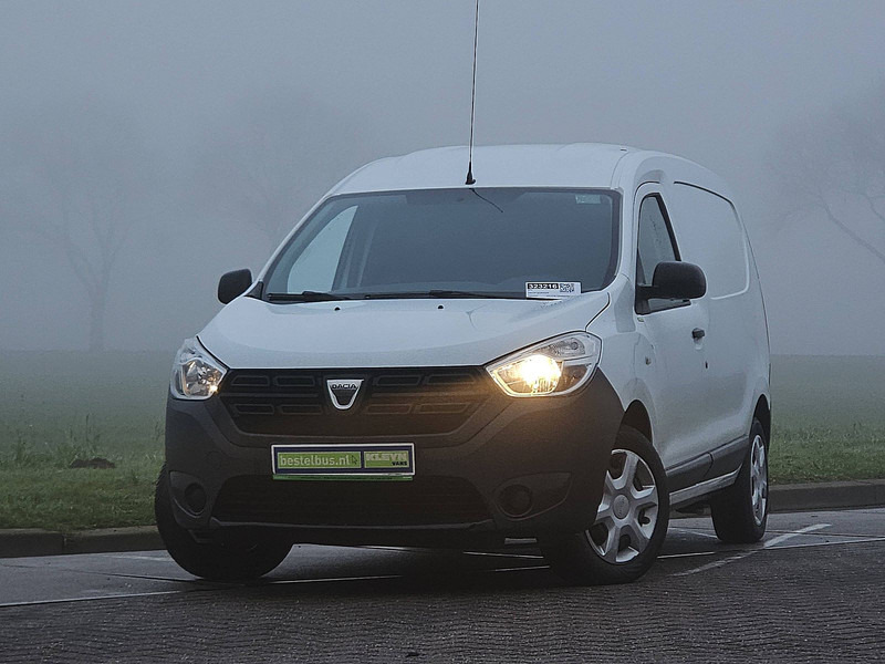Dacia Dokker 1.5 DCI 75 - Bestelwagen gesloten laadbak: afbeelding 1 Dacia Dokker 1.5 DCI 75 - Bestelwagen gesloten laadbak: afbeelding 1