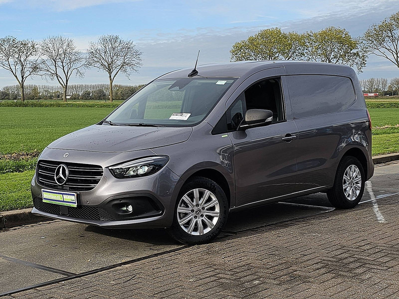 Mercedes-Benz Citan 113 benzine automaat ac - Bestelwagen gesloten laadbak: afbeelding 2 Mercedes-Benz Citan 113 benzine automaat ac - Bestelwagen gesloten laadbak: afbeelding 2