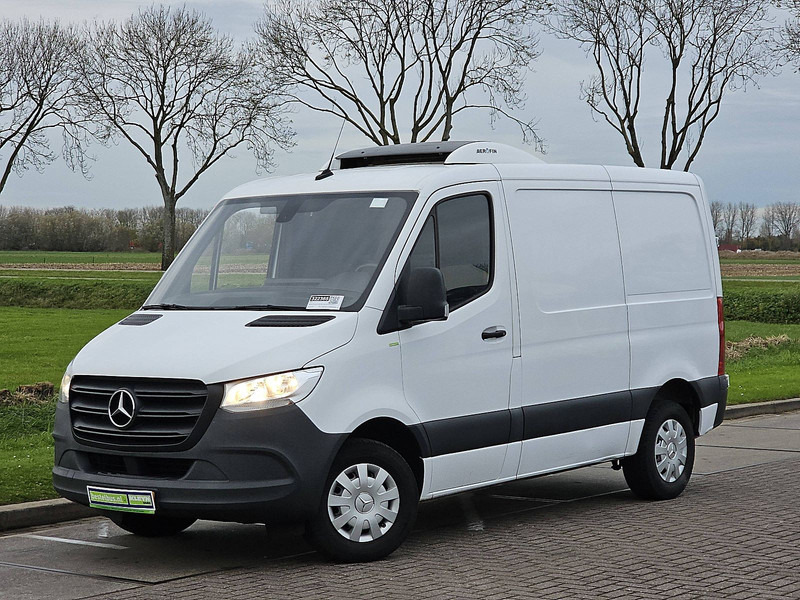 Mercedes-Benz Sprinter 311 CDI FRIGO L1H1 - Koelwagen: afbeelding 2 Mercedes-Benz Sprinter 311 CDI FRIGO L1H1 - Koelwagen: afbeelding 2