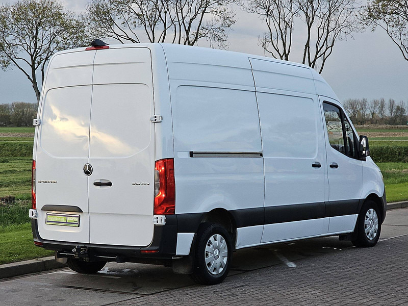 Mercedes-Benz Sprinter 314 L2H2 Mbux Automaat! - Gesloten bestelwagen: afbeelding 3 Mercedes-Benz Sprinter 314 L2H2 Mbux Automaat! - Gesloten bestelwagen: afbeelding 3