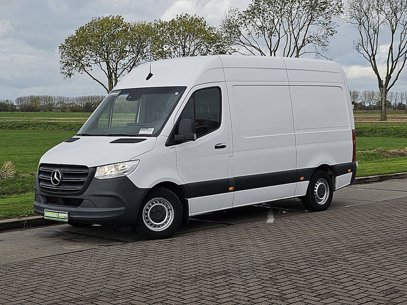 Mercedes-Benz Sprinter 314 L2H2 Mbux RWD - Gesloten bestelwagen: afbeelding 2 Mercedes-Benz Sprinter 314 L2H2 Mbux RWD - Gesloten bestelwagen: afbeelding 2