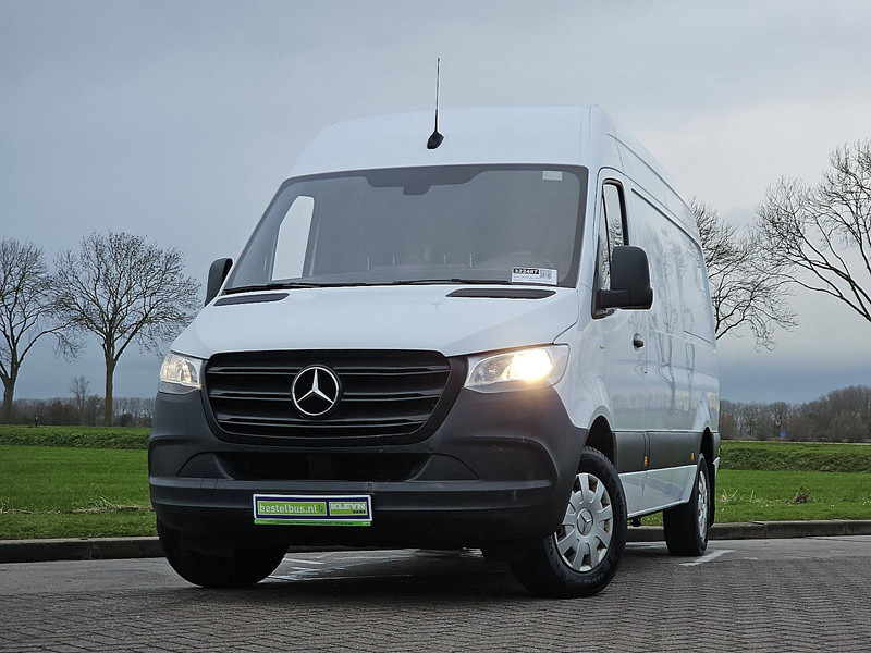 Mercedes-Benz Sprinter 315 L2H2 RWD Airco Euro6 - Kleine bestelwagen: afbeelding 1 Mercedes-Benz Sprinter 315 L2H2 RWD Airco Euro6 - Kleine bestelwagen: afbeelding 1