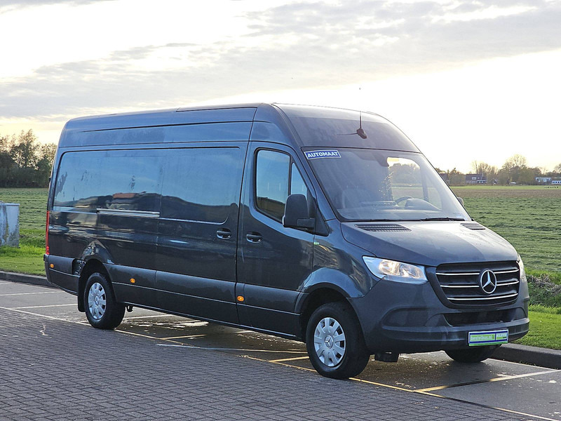 Mercedes-Benz Sprinter 315 L3H2 Mbux + Navi AC! - Gesloten bestelwagen: afbeelding 5 Mercedes-Benz Sprinter 315 L3H2 Mbux + Navi AC! - Gesloten bestelwagen: afbeelding 5