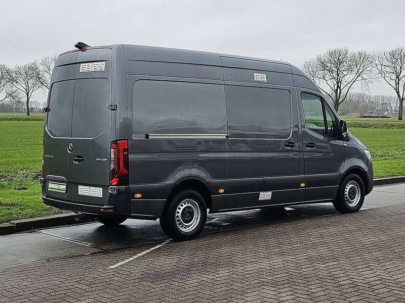 Mercedes-Benz Sprinter 316 L2H2 LED Mbux 10 - Kleine bestelwagen: afbeelding 3 Mercedes-Benz Sprinter 316 L2H2 LED Mbux 10 - Kleine bestelwagen: afbeelding 3