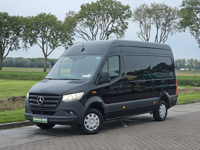 Mercedes-Benz Sprinter 317 L2H2 Mbux 360camera! - Gesloten bestelwagen: afbeelding 2 Mercedes-Benz Sprinter 317 L2H2 Mbux 360camera! - Gesloten bestelwagen: afbeelding 2